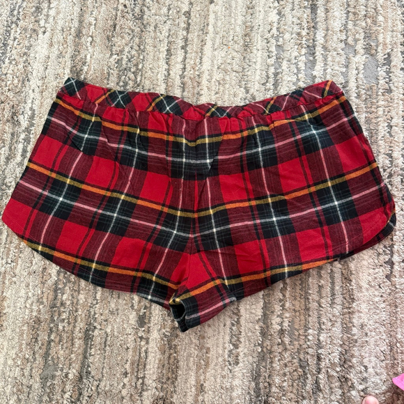 SKIMS Flannel Sleep Drawstring Short Size L Brick Holiday Plaid SKU717 - Picture 2 of 3